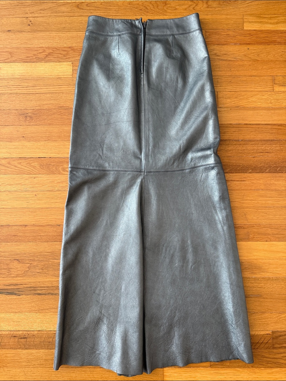 BCBG Max Azria Metallic Grey Genuine Leather Maxi Skirt - Picture 3 of 5